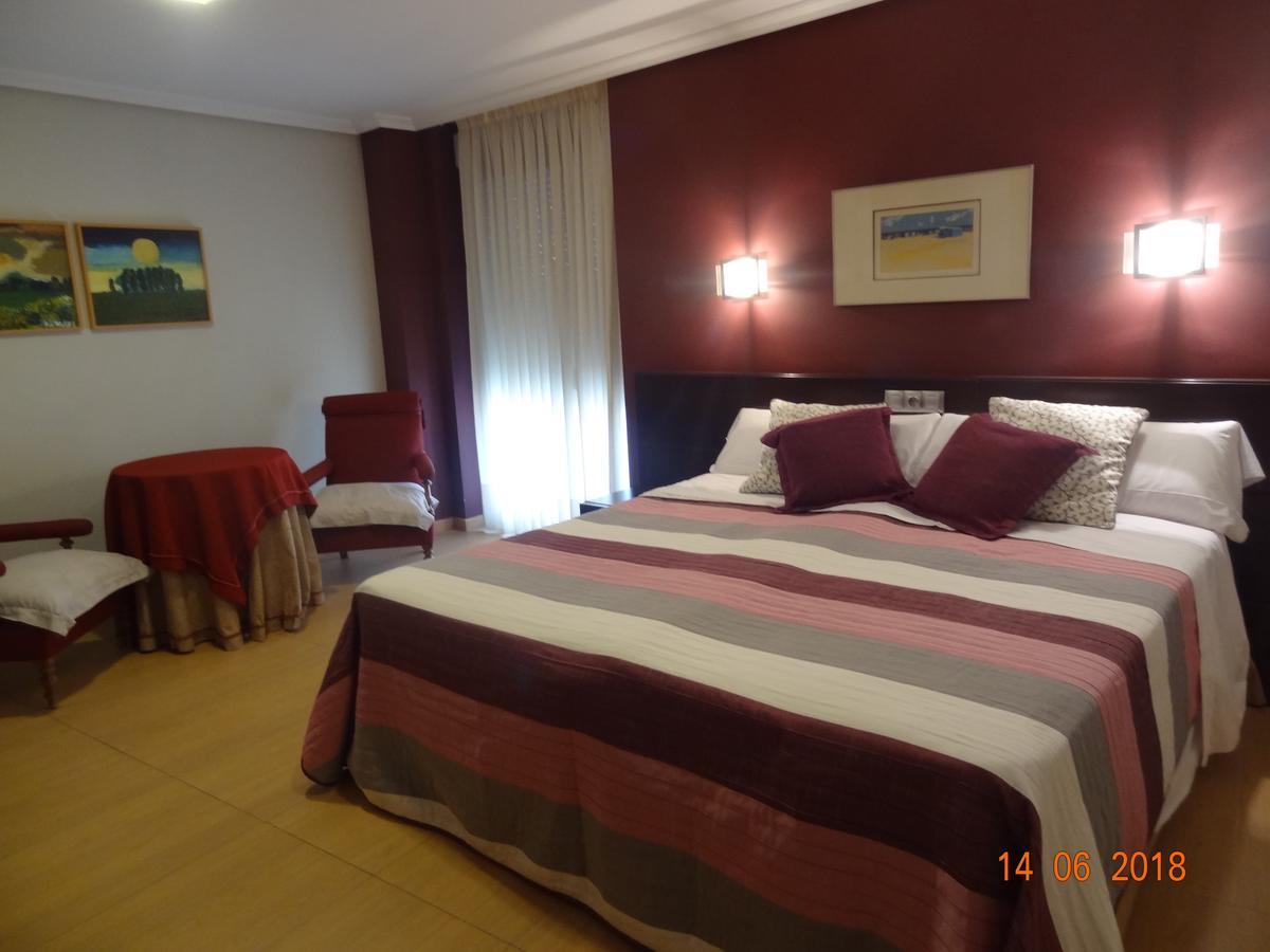Hostal El Lechuguero Cascante Exteriör bild